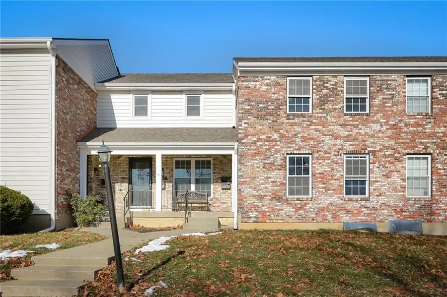 6805 N Askew Circle, Kansas City, MO 64119 - Image #2