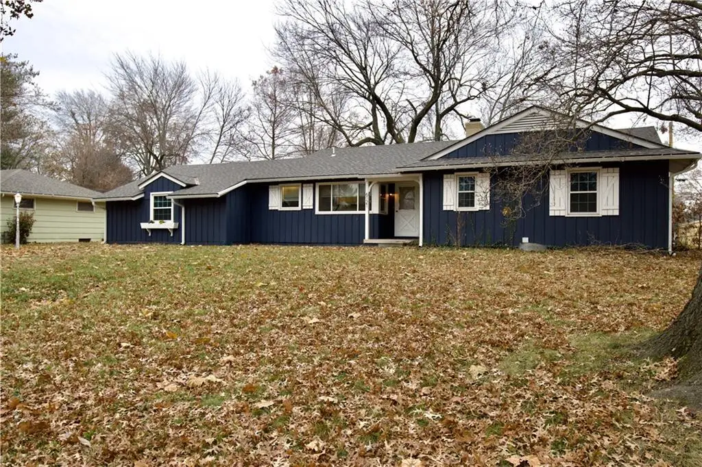 6121 Hunter Street, Raytown, MO 64133 - Image #1