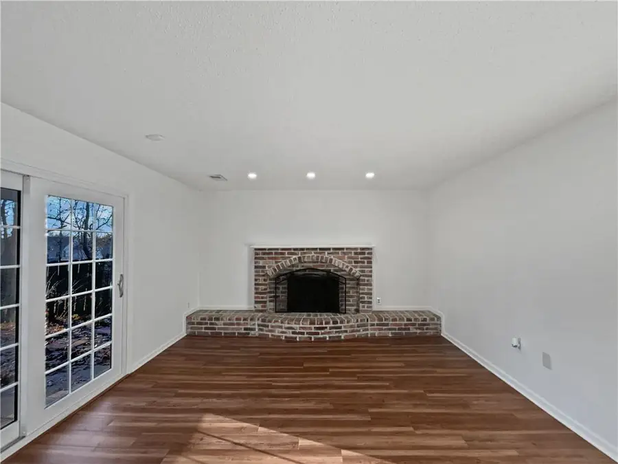 7821 N Overland Drive, Kansas City, MO 64151 - Image #3