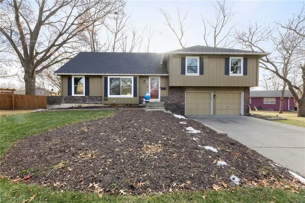 9609 Hardy Street, Overland Park, KS 66212 - Image #1