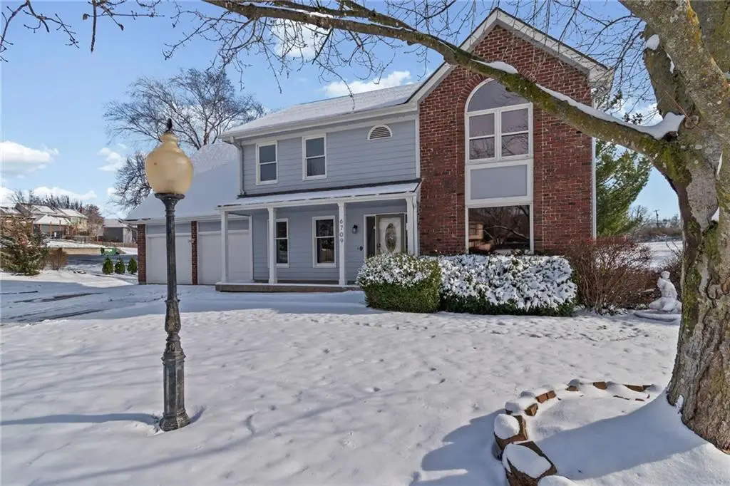 6709 N Charleston Drive, Kansas City, MO 64119 - Image #1