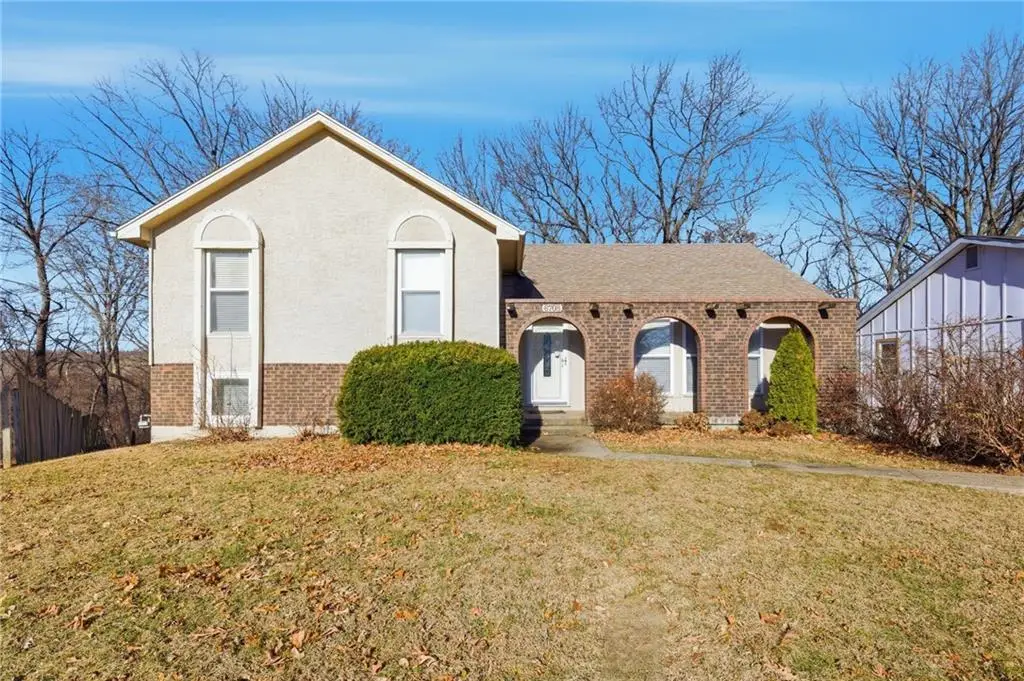 6708 NW 50th Street, Kansas City, MO 64152 - Image #1