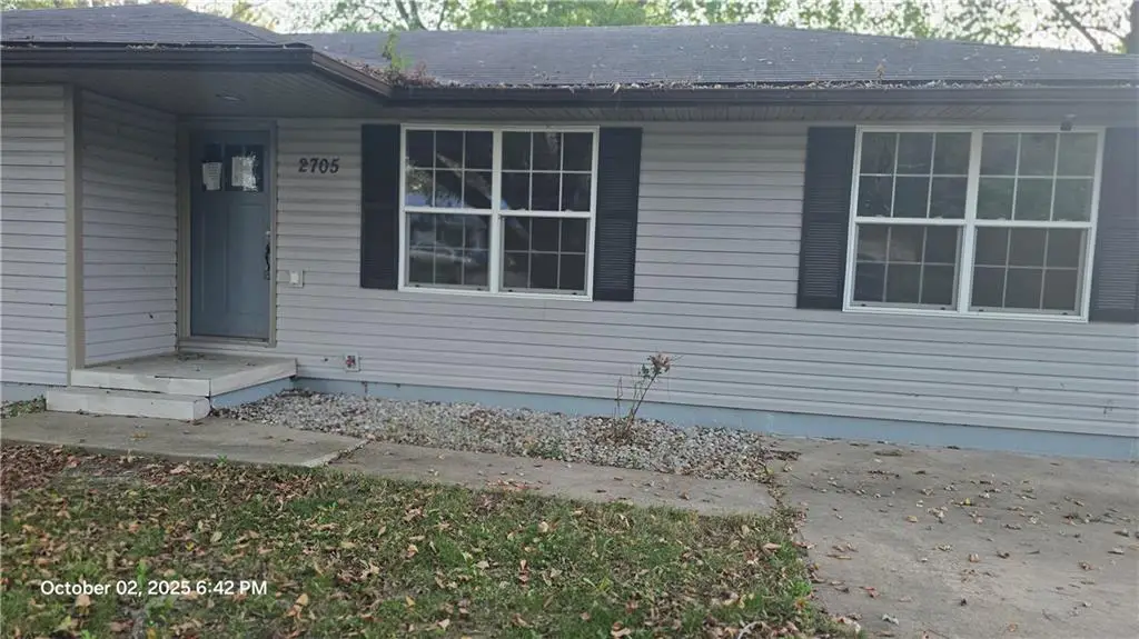 2705 Rosebud Circle, Sedalia, MO 65301 - Image #1