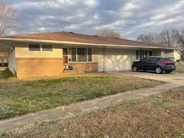206 W Buffalo Street, Girard, KS 66724 - Image #1