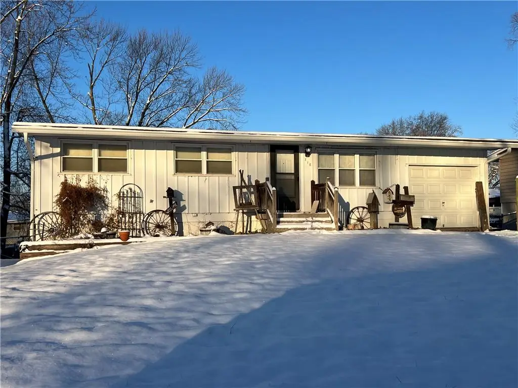 318 N Cochise Drive, Independence, MO 64056 - Image #1