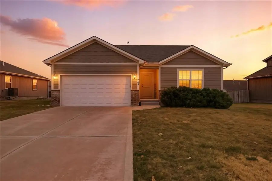 747 S Cherry Street, Gardner, KS 66030 - Image #2
