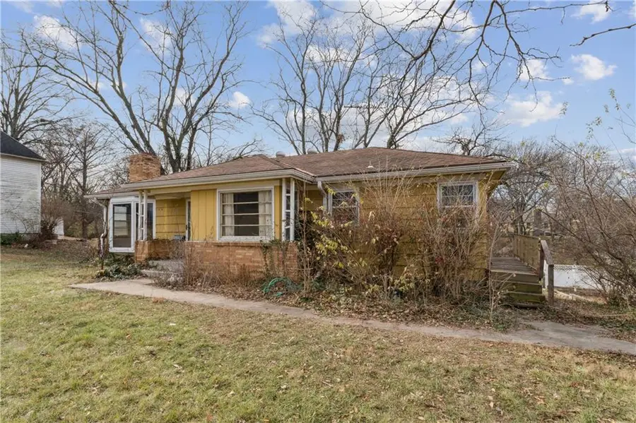 7210 Hullwood Avenue, Kansas City, MO 64133 - Image #3