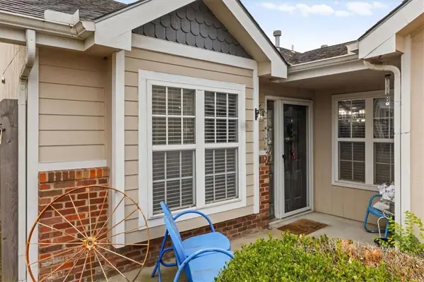 1528 Legend Trail Drive #A, Lawrence, KS 66047