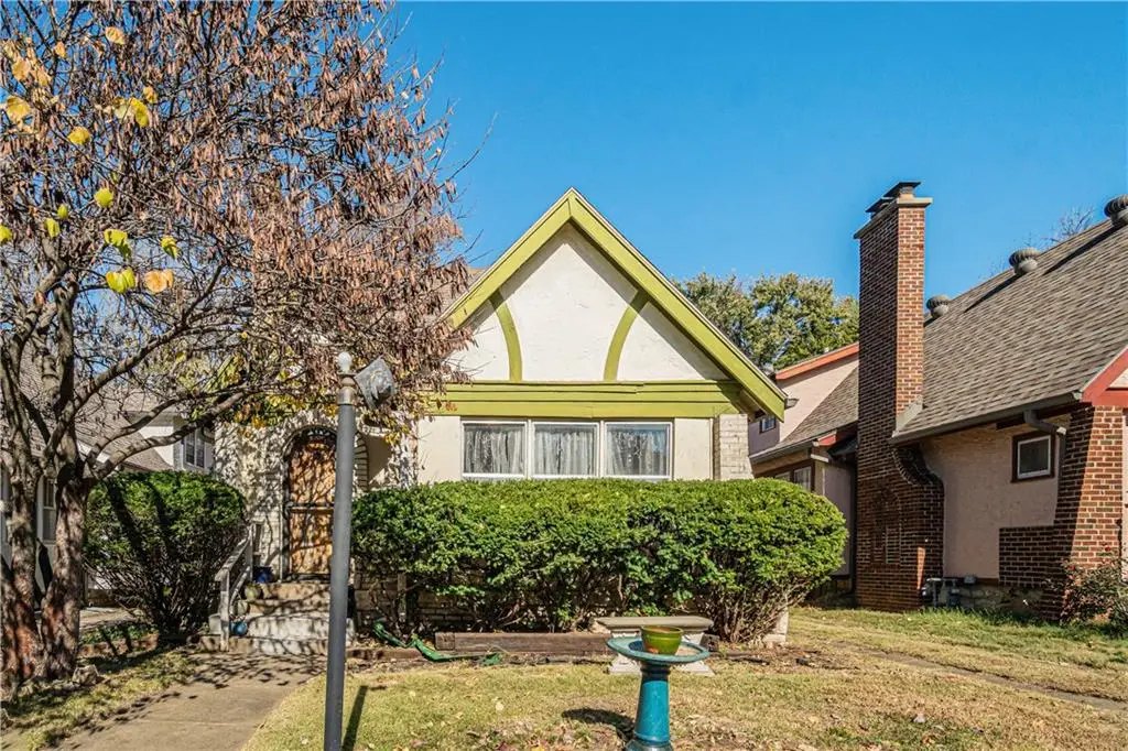 408 E 70th Terrace, Kansas City, MO 64131 - Image #1