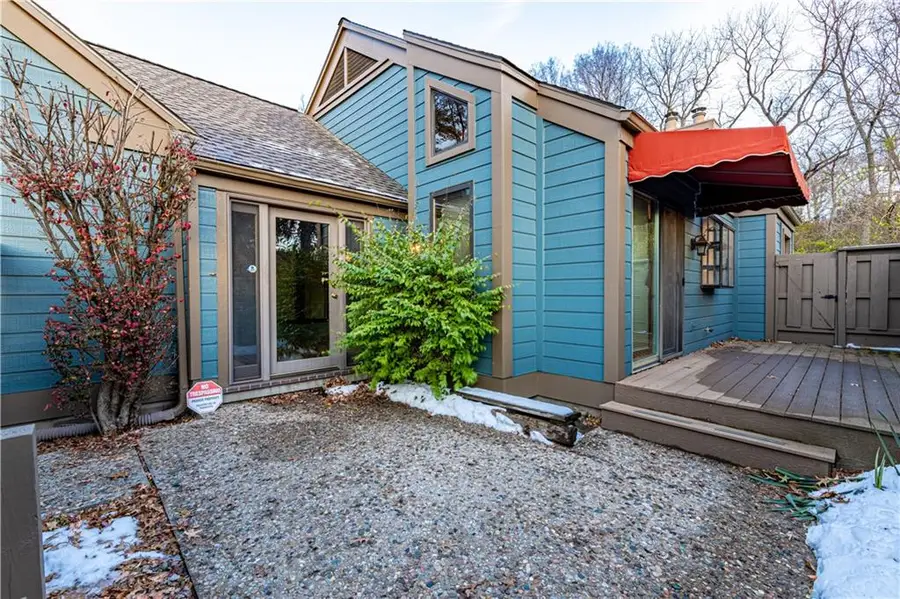 201 Lakeside Drive, Liberty, MO 64068 - #2