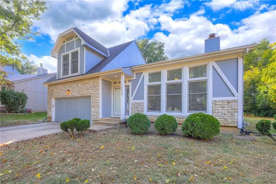 13928 W 109th Street, Lenexa, KS 66215 - Image #2