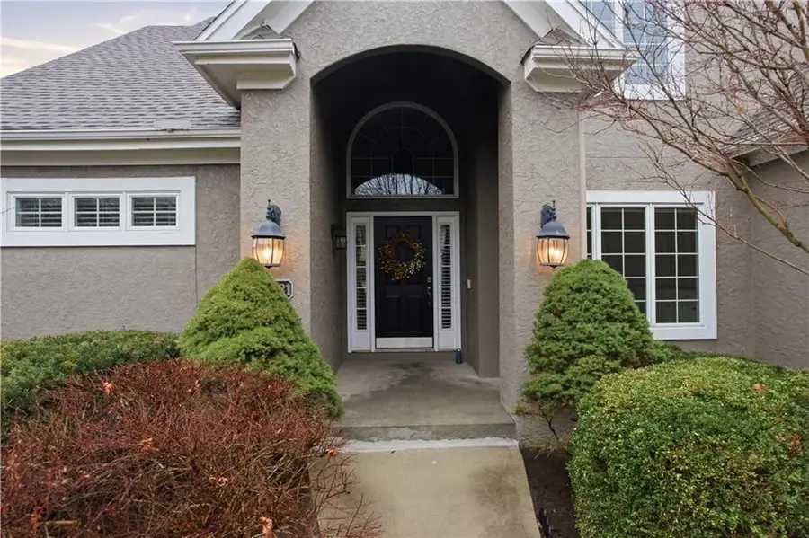 14421 Norwood Street, Leawood, KS 66224 - #2