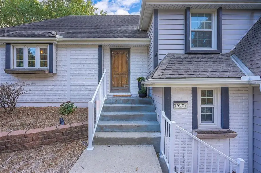 16207 W 136th Street, Olathe, KS 66062 - Image #2