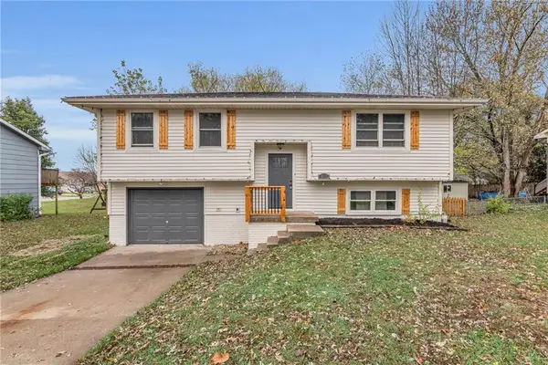 811 West Street, Lawson, MO 64062