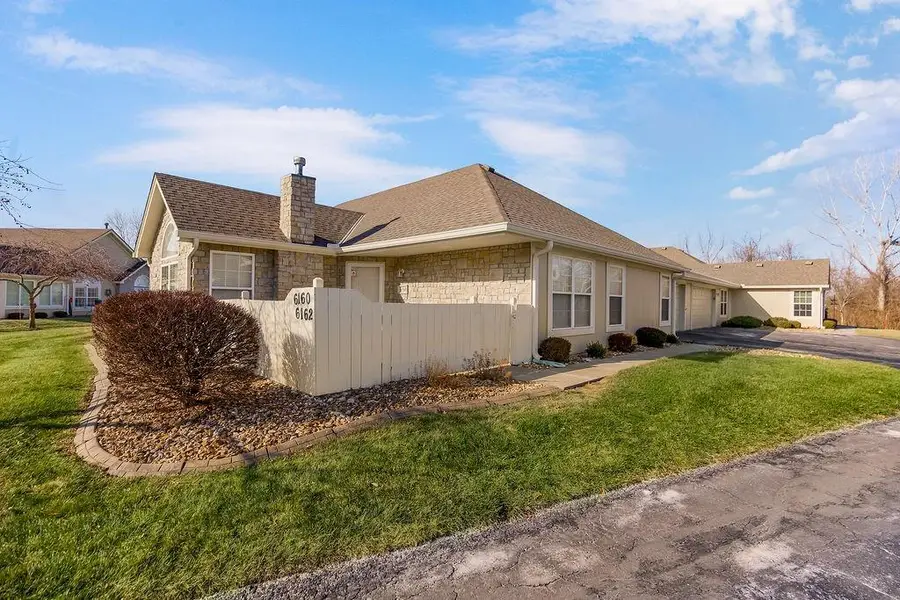 6160 NE Kensington Drive, Lees Summit, MO 64064 - Image #2