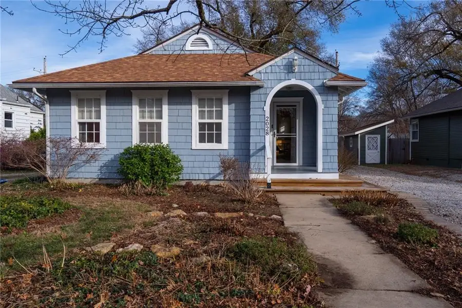 2028 New Hampshire Street, Lawrence, KS 66046 - Image #3