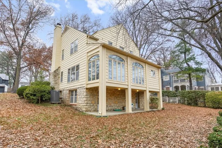 6455 Overbrook Road, Mission Hills, KS 66208 - Image #2