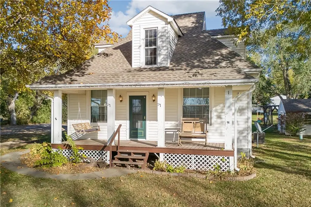 607 Saint Joseph Boulevard, Bolckow, MO 64427 - Image #1