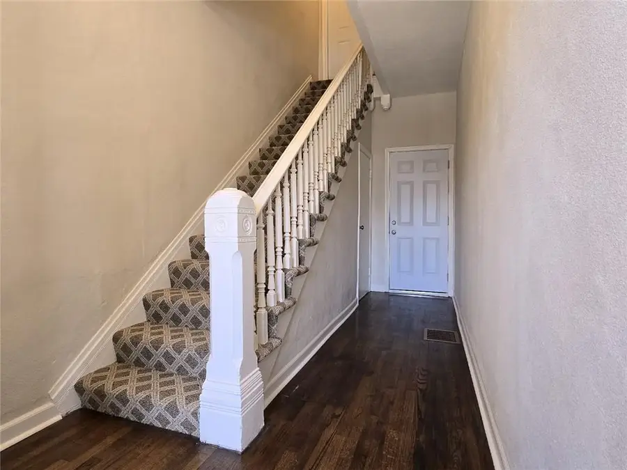 129 Brooklyn Avenue, Kansas City, MO 64124 - Image #2