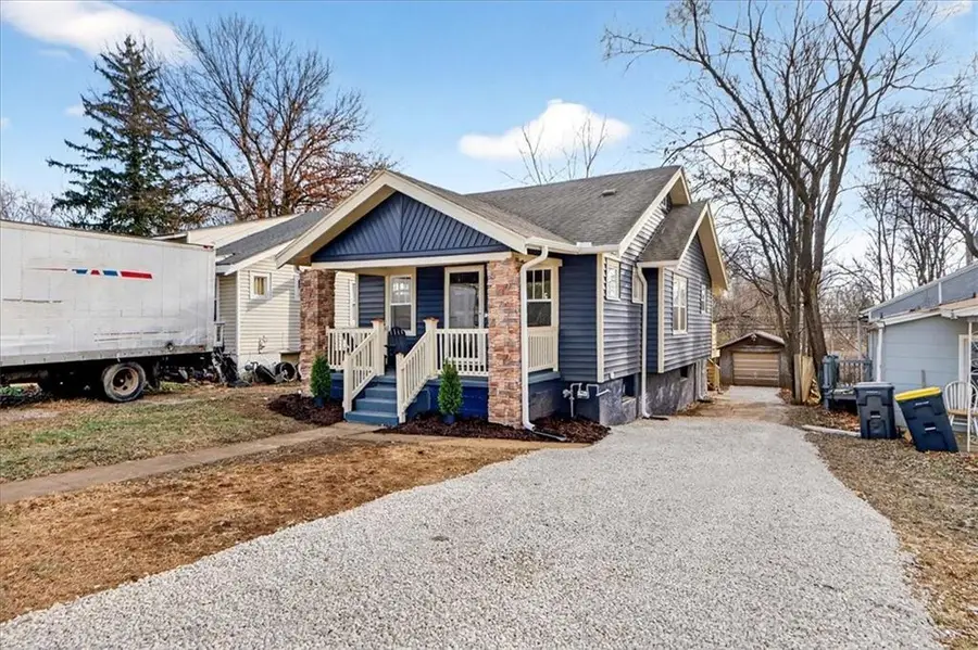 4015 E 68th Terrace, Kansas City, MO 64132 - Image #2