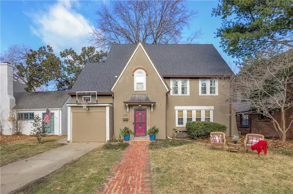 100 E 68th Terrace, Kansas City, MO 64113