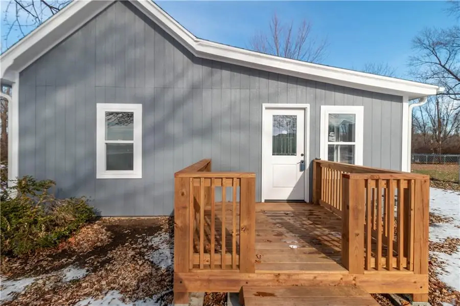 502 Whitney Avenue, Gower, MO 64454 - Image #3