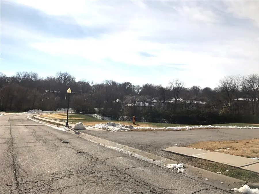 4737 S Union Avenue, Independence, MO 64055 - Image #2