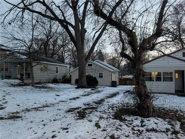 207 W 78th Street, Kansas City, MO 64114