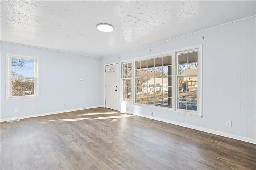 4929 Freeman Avenue, Kansas City, KS 66102 - #2