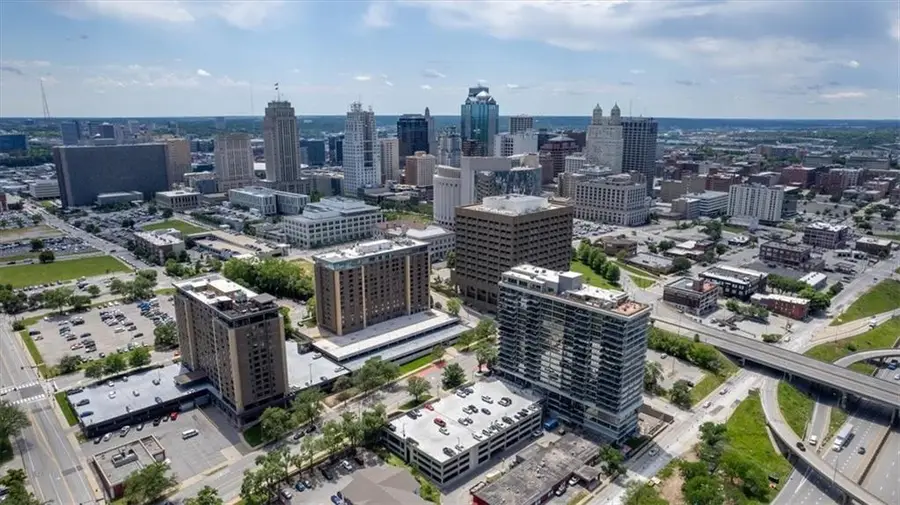 600 E Admiral Boulevard #605, Kansas City, MO 64106 - #2