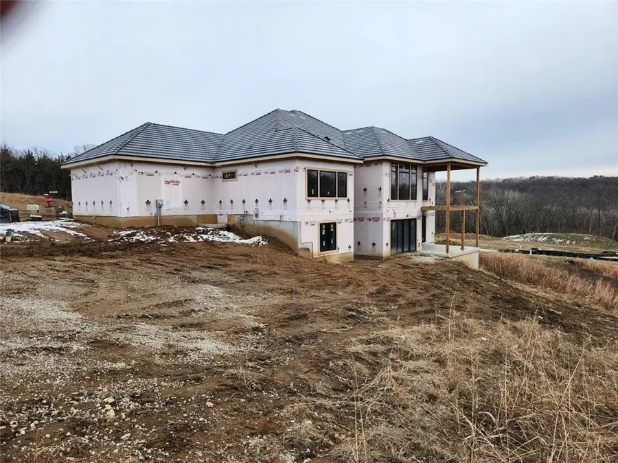 8625 Westridge Court, Parkville, MO 64152 - Image #3