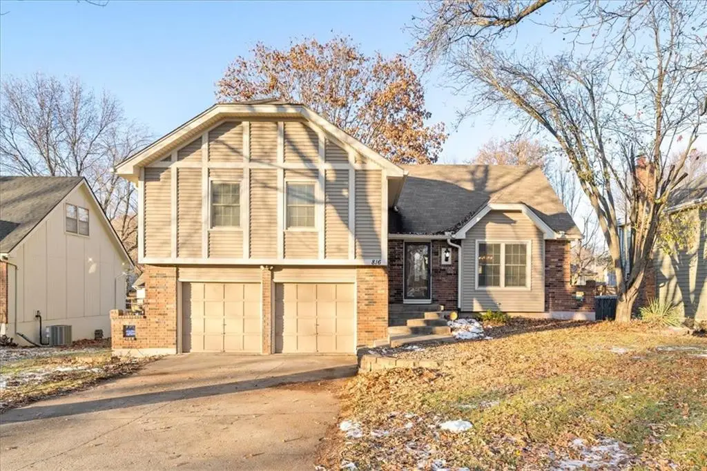 816 E Northview Street, Olathe, KS 66061 - Image #1