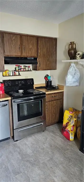 6134 E 127th Street, Grandview, MO 64030 - #3