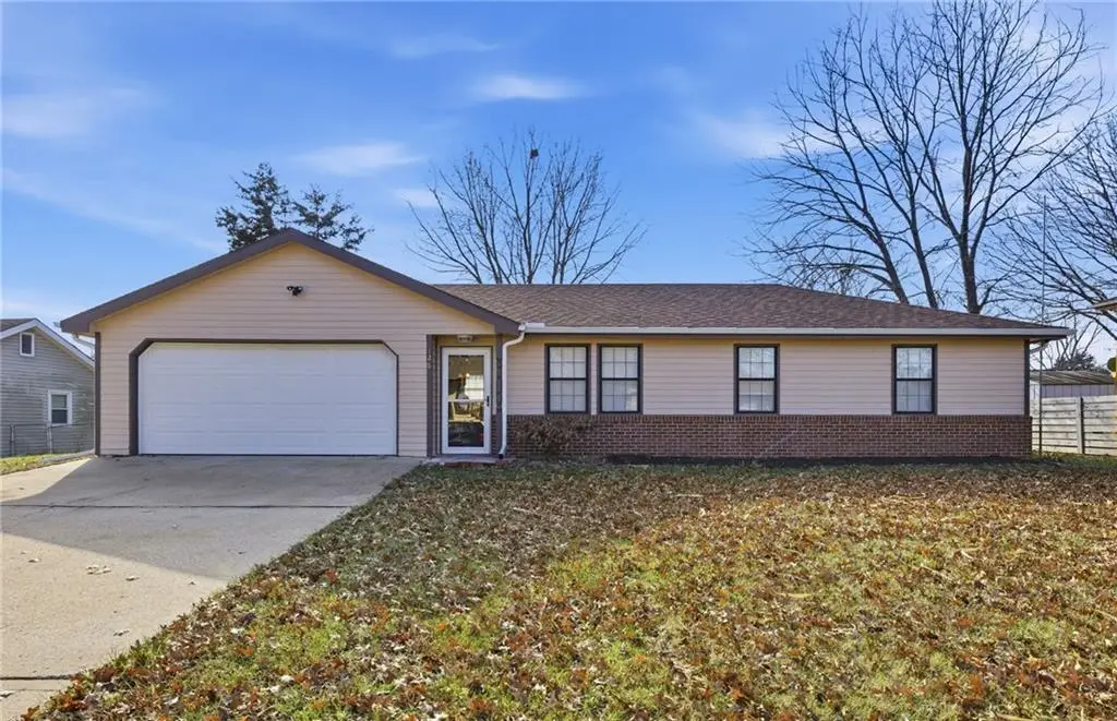 126 SE 240th Road, Warrensburg, MO 64093 - Image #1