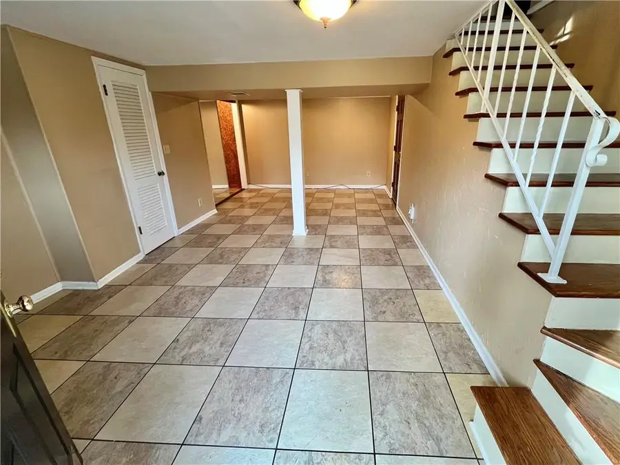 7714 James A Reed Road, Kansas City, MO 64138 - Image #2