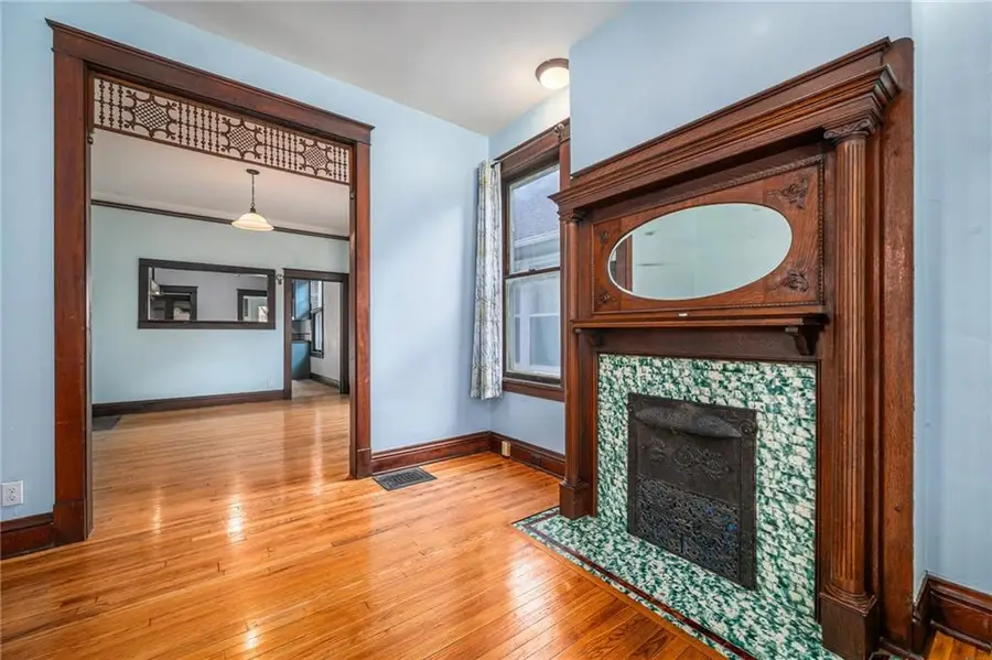 3953 Wyoming Street, Kansas City, MO 64111 - Image #3