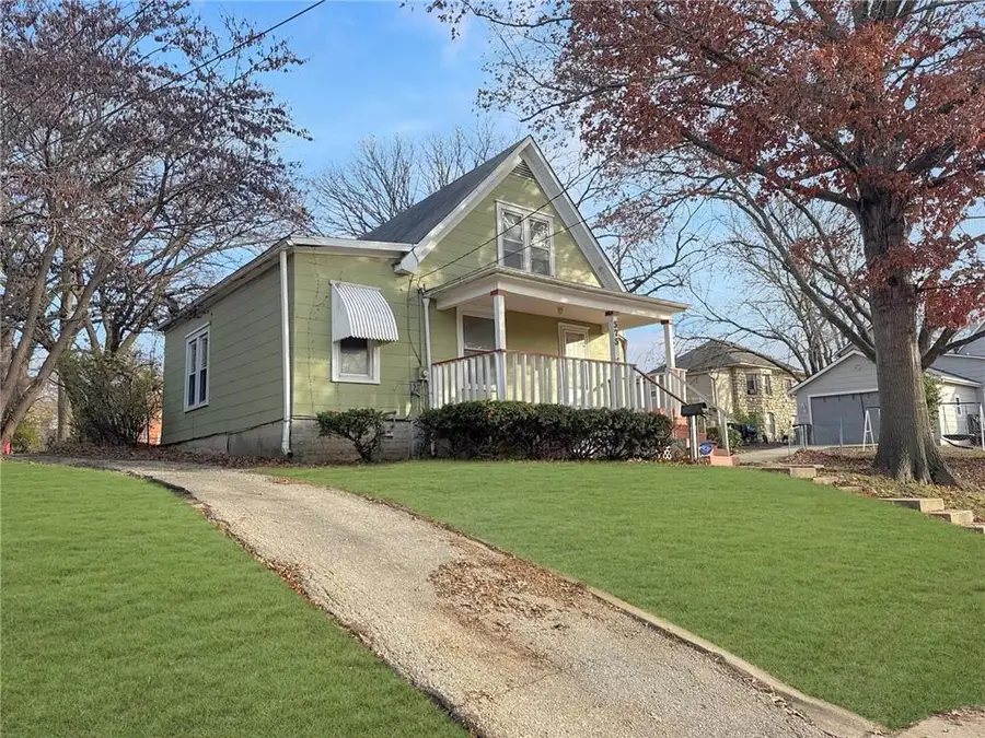 575 S Crescent Avenue, Independence, MO 64053 - Image #2
