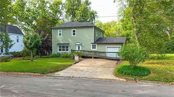 1716 S Beacon Avenue, Sedalia, MO 65301