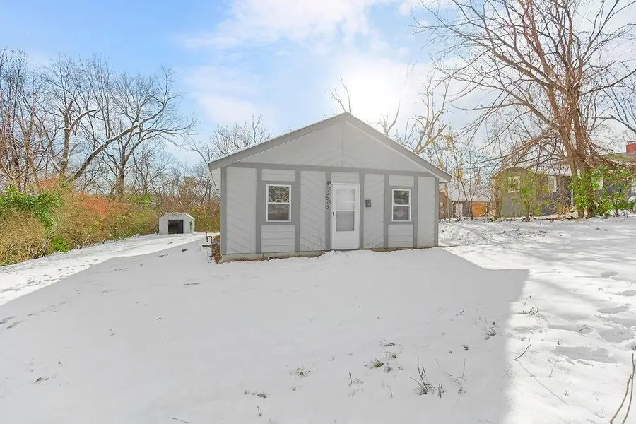 2915 E 77th Terrace, Kansas City, MO 64132 - Image #2