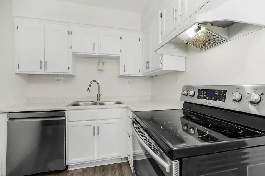 2915 E 77th Terrace, Kansas City, MO 64132 - Image #3