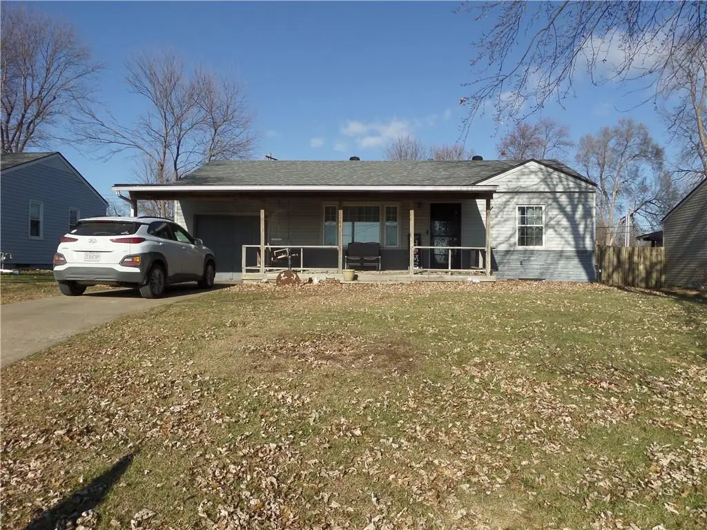 17304 E Bundschu Road, Independence, MO 64056 - Image #1