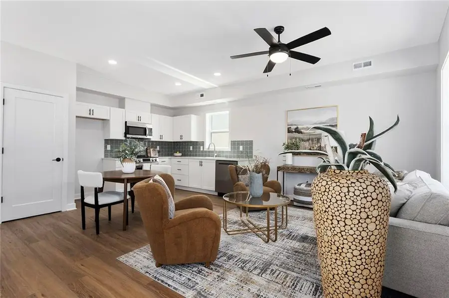 4523 Forest Avenue #A, Kansas City, MO 64110 - #2