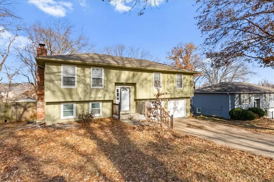 10116 W 52 Terrace, Merriam, KS 66203 - Image #2