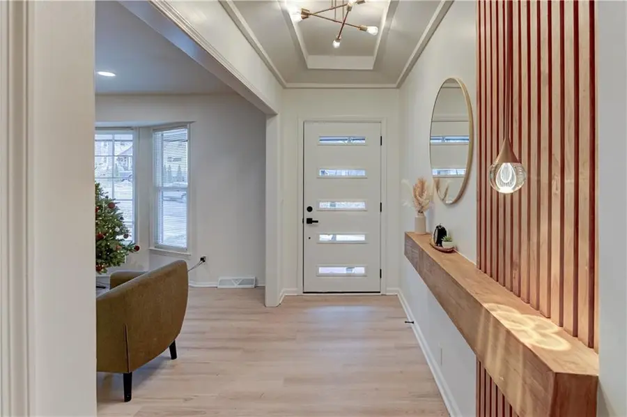 10436 Askew Avenue, Kansas City, MO 64137 - Image #2