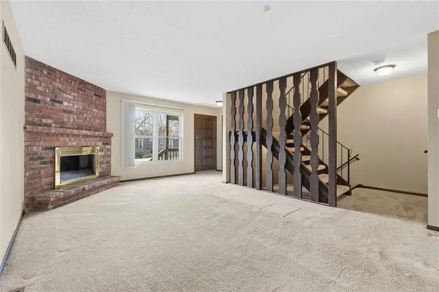 113 W Bannister Road, Kansas City, MO 64114 - Image #3