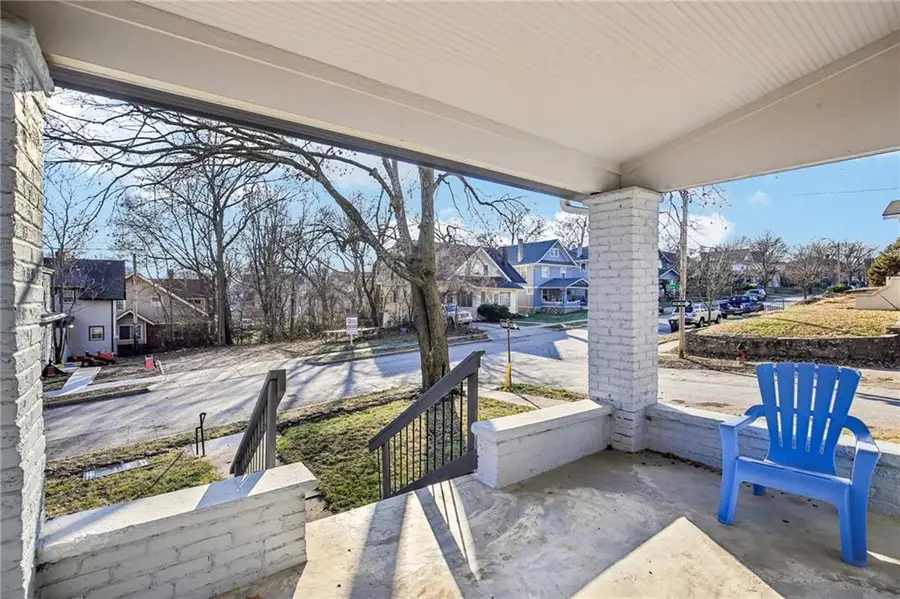 1400 E 28th Street, Kansas City, MO 64109 - Image #2