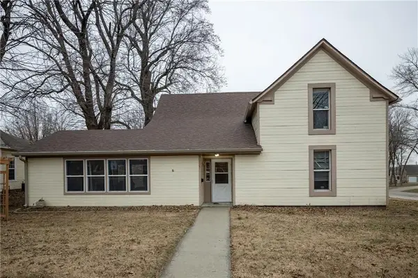 214 E 13th Street, Higginsville, MO 64037