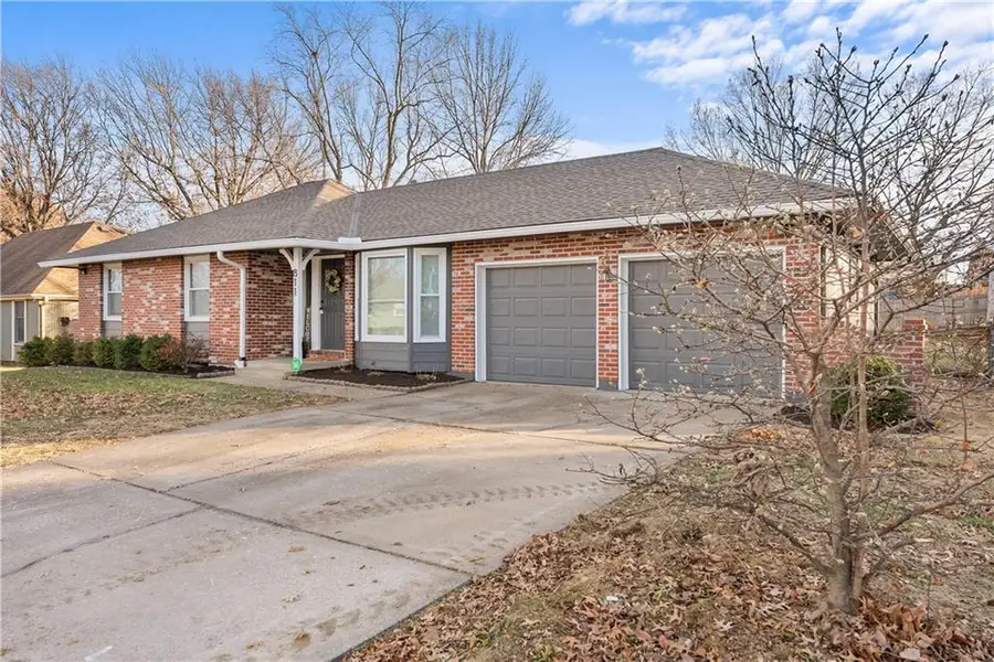 811 NE Mulberry Street, Lees Summit, MO 64086 - Image #3