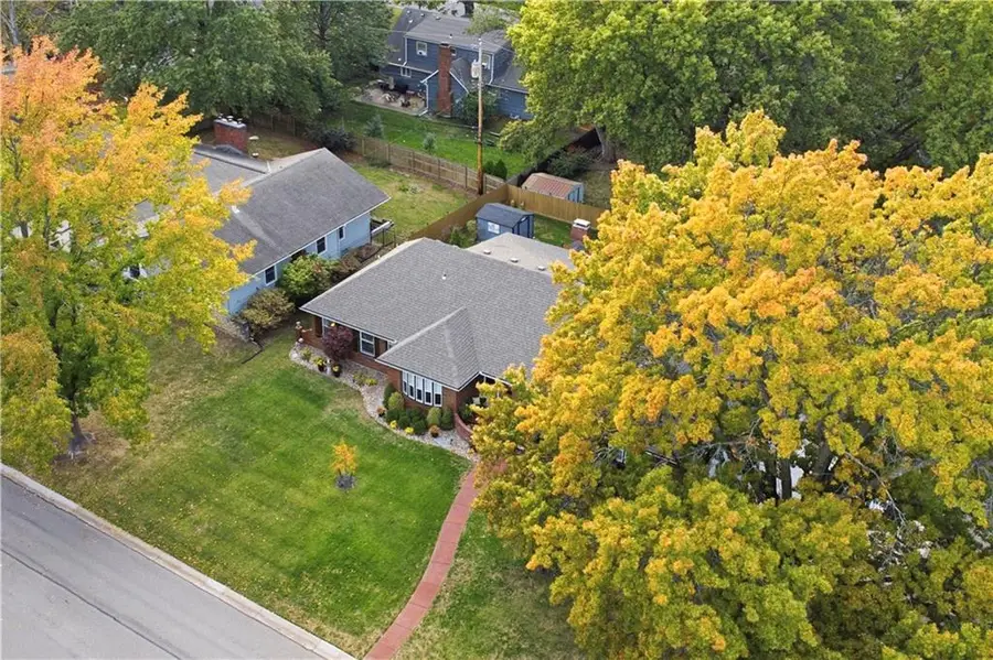 6300 Dearborn Drive, Mission, KS 66202 - Image #3