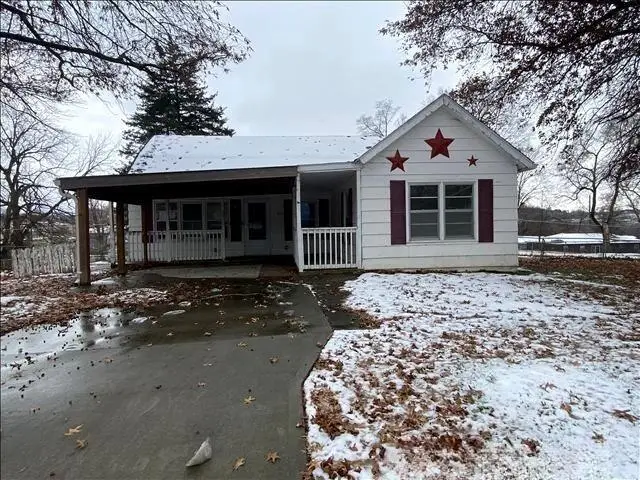63 Logan Street, Leavenworth, KS 66048 - Image #1